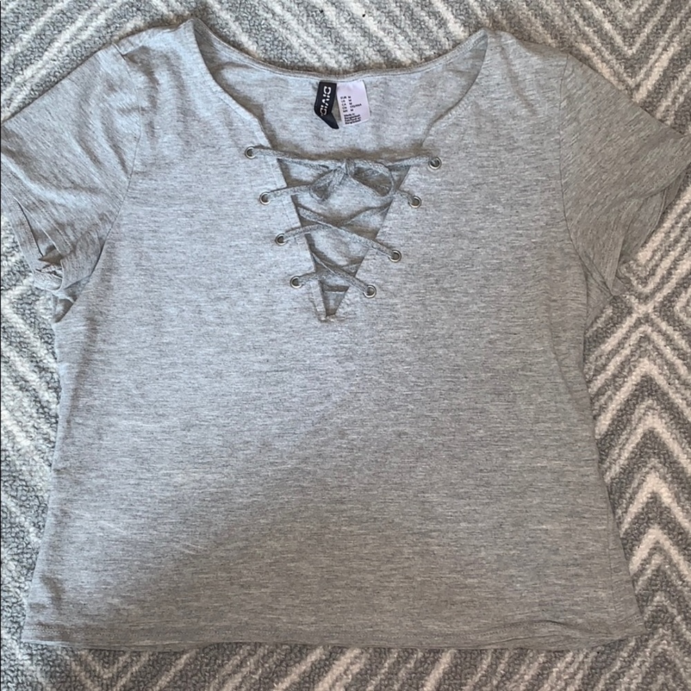 ⭐️LACE UP CROP TOP